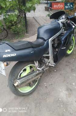 Спортбайк Suzuki GSX-R 1000 2005 в 
