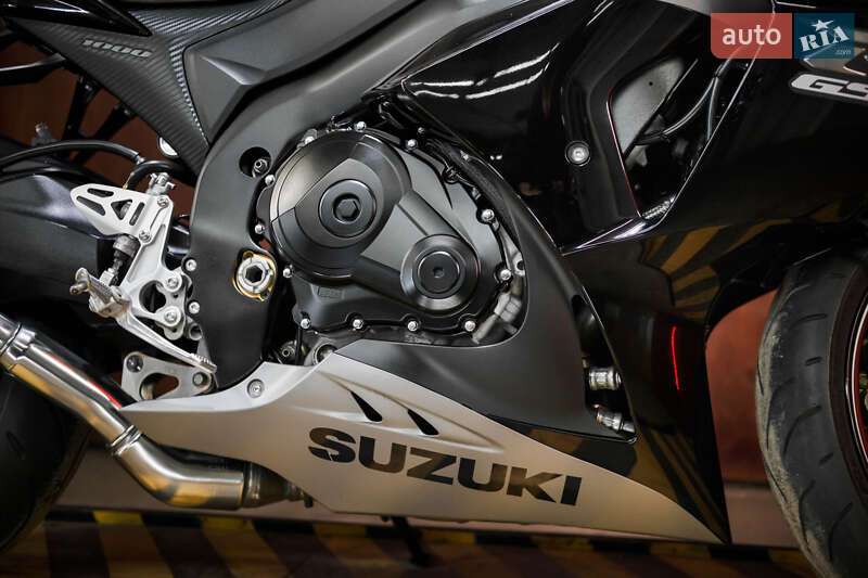 Спортбайк Suzuki GSX-R 1000 2014 в Днепре