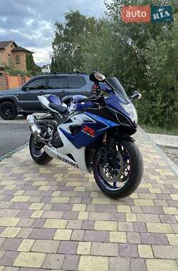 Спортбайк Suzuki GSX-R 1000 2006 в 