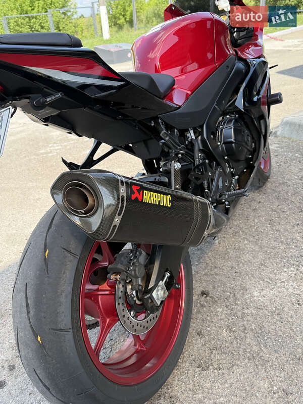 Спортбайк Suzuki GSX-R 1000 2025 в Днепре