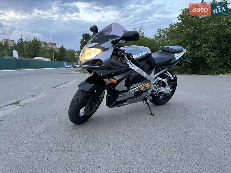 Спортбайк Suzuki GSX-R 1000 2002 в Києві