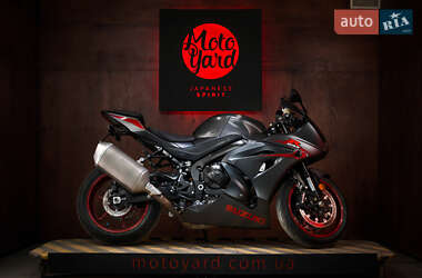 Спортбайк Suzuki GSX-R 1000 2018 в 