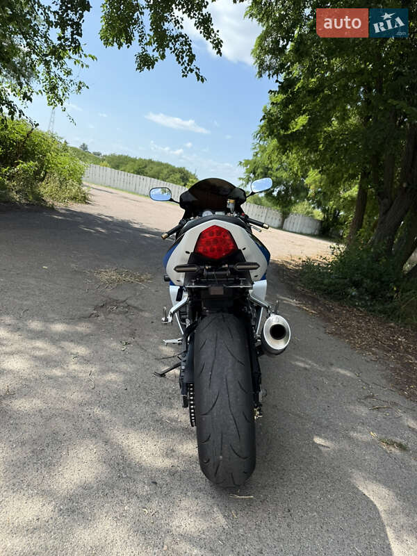 Спортбайк Suzuki GSX-R 1000 2004 в Киеве