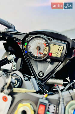 Спортбайк Suzuki GSX-R 1000 2008 в 