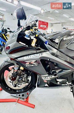 Спортбайк Suzuki GSX-R 1000 2008 в 