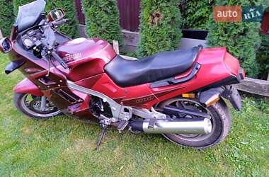 Спортбайк Suzuki GSX-R 1100 1996 в 