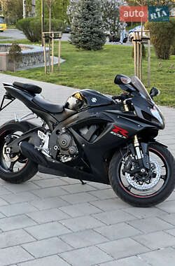 Мотоцикл Багатоцільовий (All-round) Suzuki GSX-R 600 2007 в 