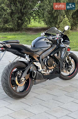 Мотоцикл Багатоцільовий (All-round) Suzuki GSX-R 600 2007 в 
