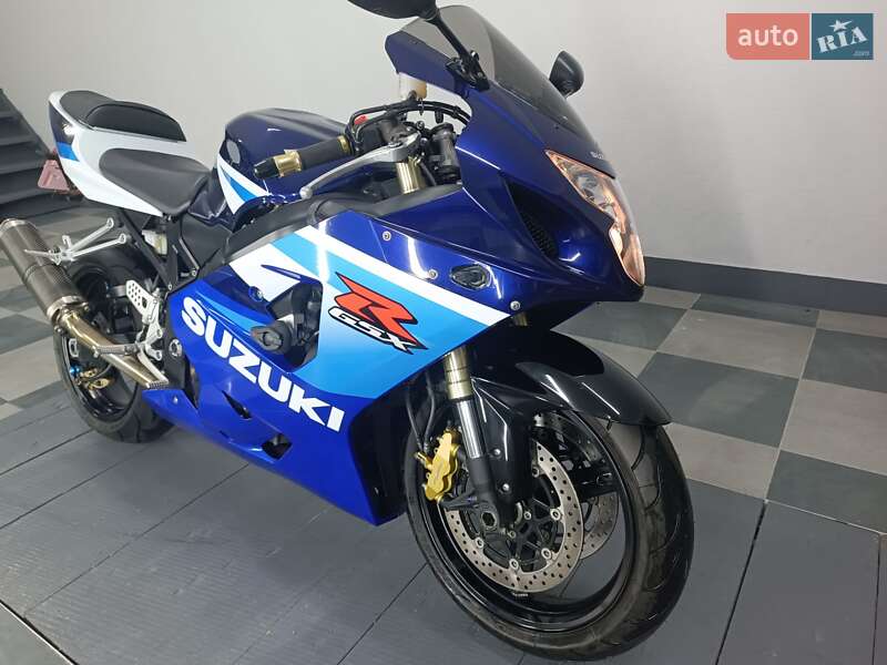 Спортбайк Suzuki GSX-R 600 2006 в Черновцах