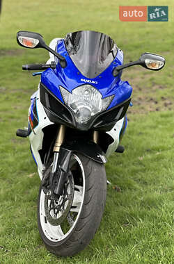 Спортбайк Suzuki GSX-R 600 2007 в 
