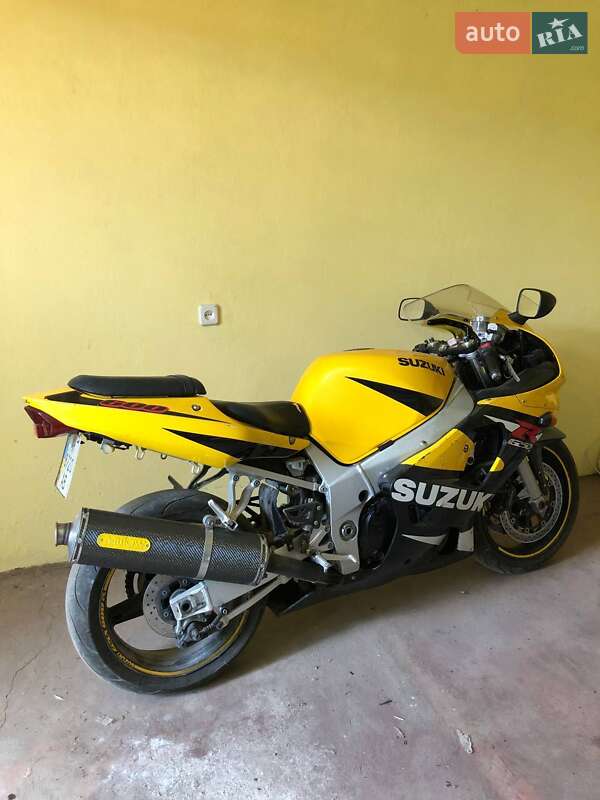 Спортбайк Suzuki GSX-R 600 2001 в Залещиках