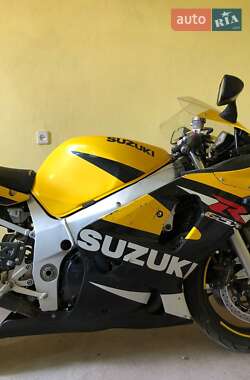 Спортбайк Suzuki GSX-R 600 2001 в 