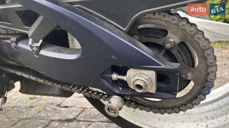 Спортбайк Suzuki GSX-R 600 2013 в Борисполе фото 8 Спортбайк Suzuki GSX-R 600 2013 в Борисполе