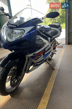 Спортбайк Suzuki GSX-R 600 2003 в 