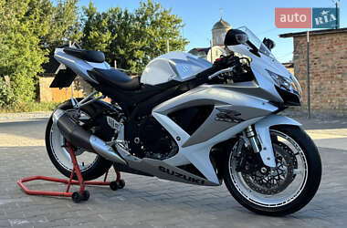 Спортбайк Suzuki GSX-R 600 2008 в 