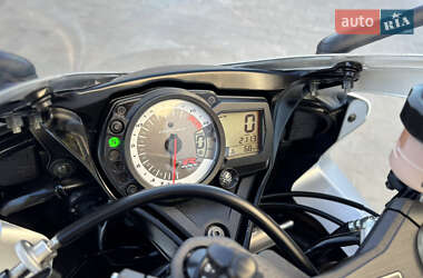 Спортбайк Suzuki GSX-R 600 2008 в 