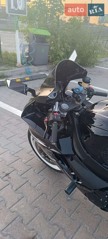 Спортбайк Suzuki GSX-R 600 2019 в Ирпене фото 5 Спортбайк Suzuki GSX-R 600 2019 в Ирпене
