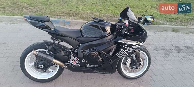 Спортбайк Suzuki GSX-R 600 2019 в Ирпене фото 8 Спортбайк Suzuki GSX-R 600 2019 в Ирпене