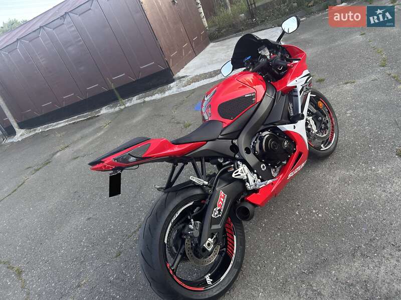 Спортбайк Suzuki GSX-R 600 2012 в Киеве