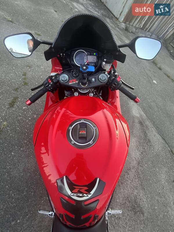 Спортбайк Suzuki GSX-R 600 2012 в Киеве