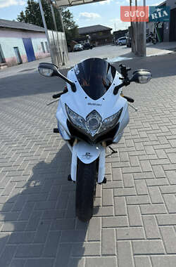 Спортбайк Suzuki GSX-R 600 2008 в 