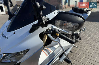 Спортбайк Suzuki GSX-R 600 2008 в 