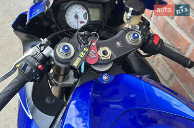 Спортбайк Suzuki GSX-R 600 2007 в 