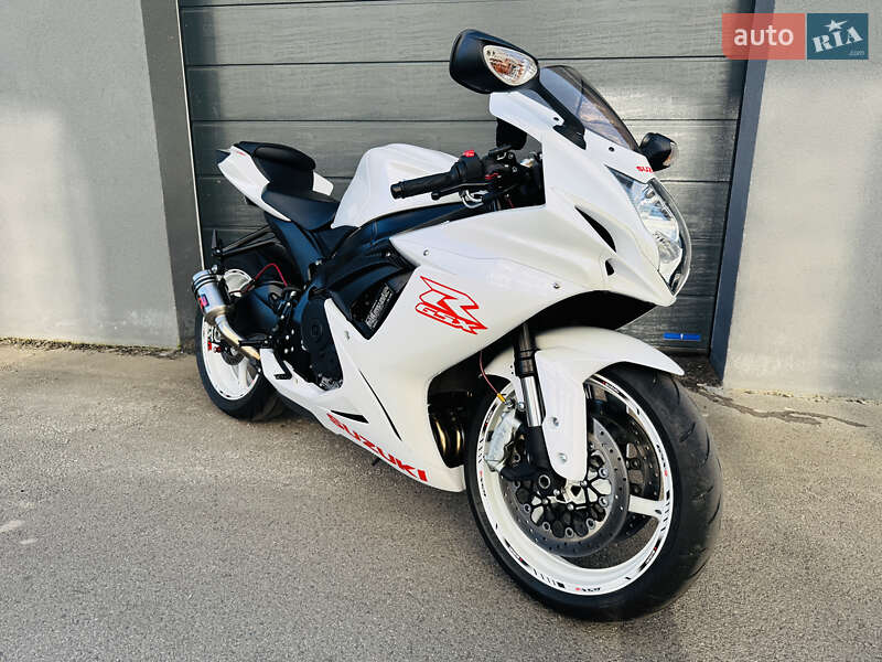 Спортбайк Suzuki GSX-R 600 2019 в Чернигове