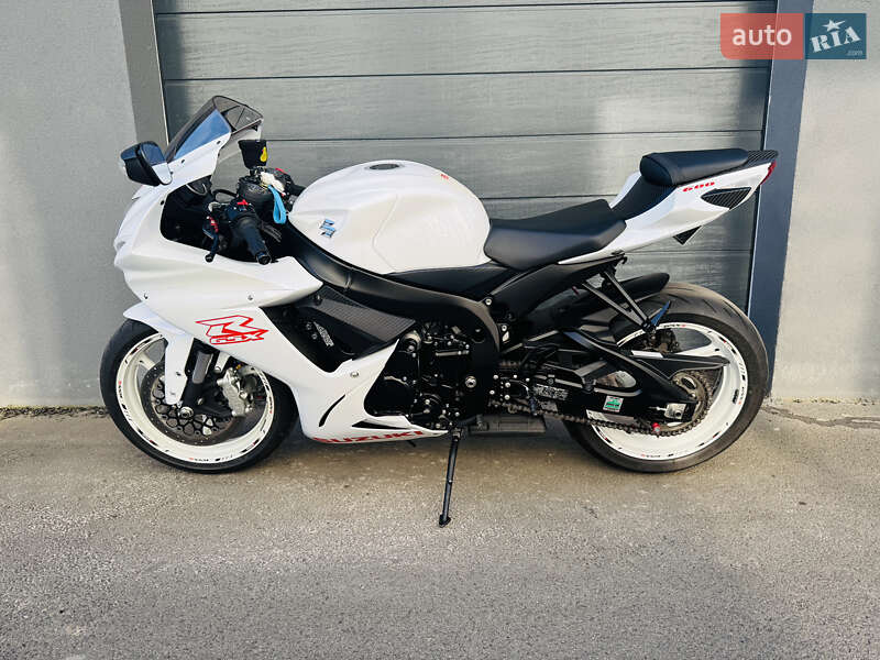Спортбайк Suzuki GSX-R 600 2019 в Чернигове