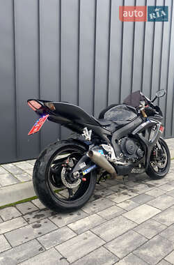 Спортбайк Suzuki GSX-R 600 2006 в 