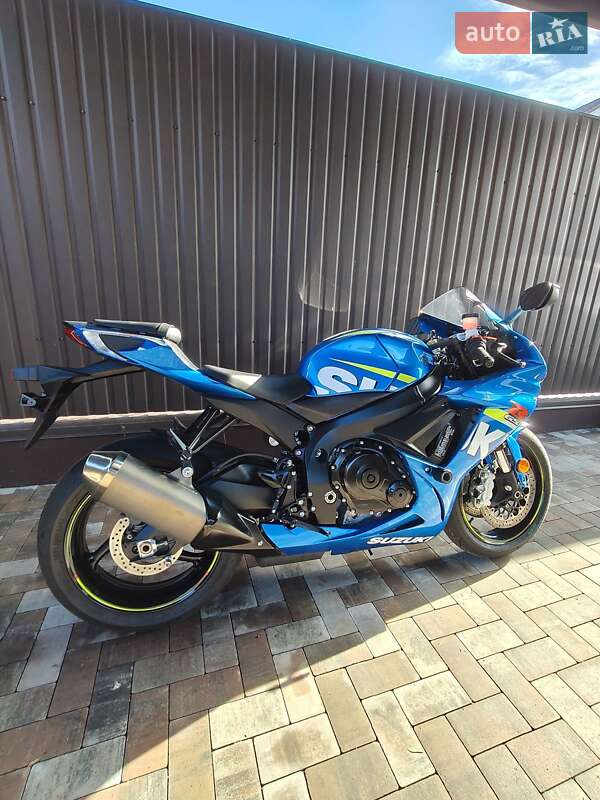 Спортбайк Suzuki GSX-R 600 2018 в Білогородці фото 13 Спортбайк Suzuki GSX-R 600 2018 в Білогородці