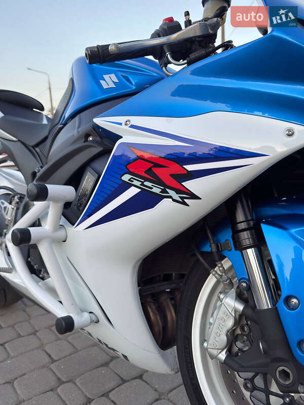 Спортбайк Suzuki GSX-R 600 2011 в Запорожье