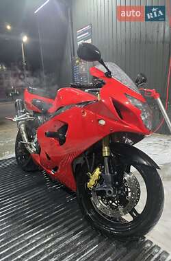 Спортбайк Suzuki GSX-R 600 2005 в Дрогобыче