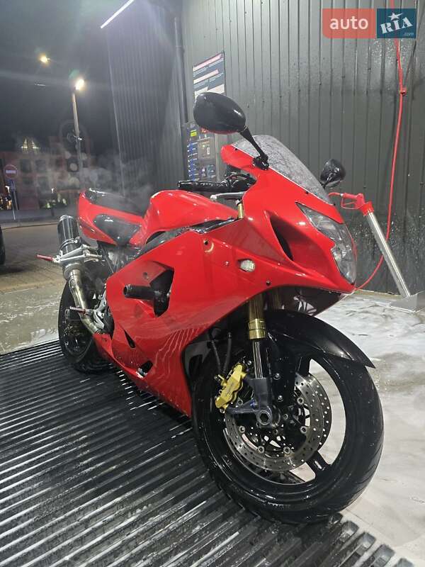 Suzuki GSX-R 600 2005