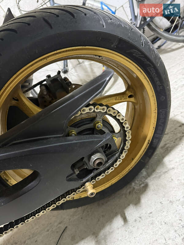 Спортбайк Suzuki GSX-R 600 2012 в Шепетовке