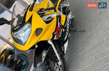 Спортбайк Suzuki GSX-R 600 2001 в Могилів-Подільському