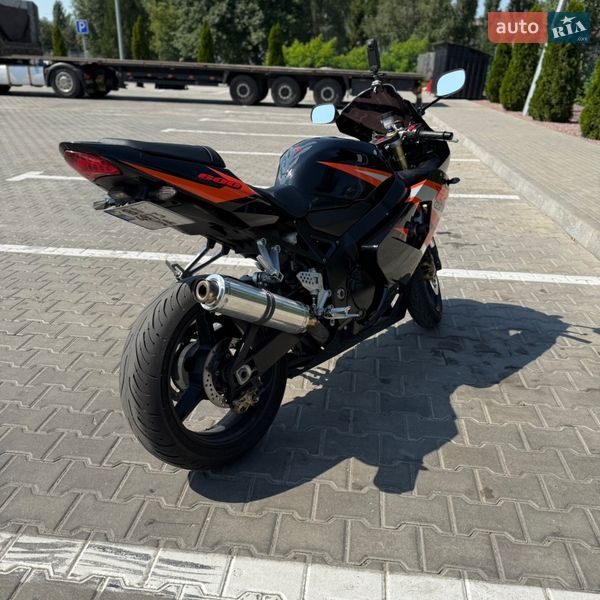 Спортбайк Suzuki GSX-R 600 2005 в Кременчуге