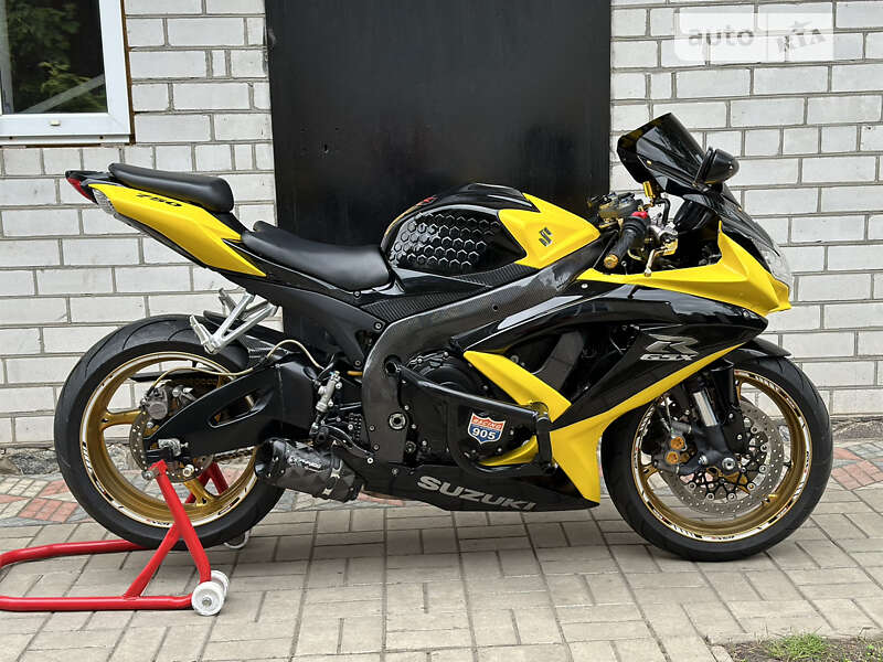 Спортбайк Suzuki GSX-R 750 2009 в Краснограде