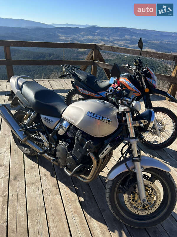 Мотоцикл Без обтекателей (Naked bike) Suzuki GSX-R 750 1998 в Долине