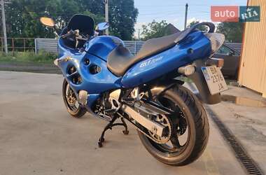 Мотоцикл Спорт-туризм Suzuki GSX-R 750 2002 в Гайвороні