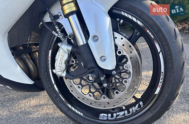 Спортбайк Suzuki GSX-R 750 2012 в 