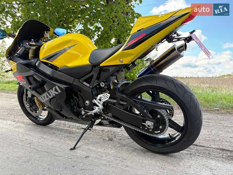 Спортбайк Suzuki GSX-R 750 2005 в Ровно фото 3 Спортбайк Suzuki GSX-R 750 2005 в Ровно