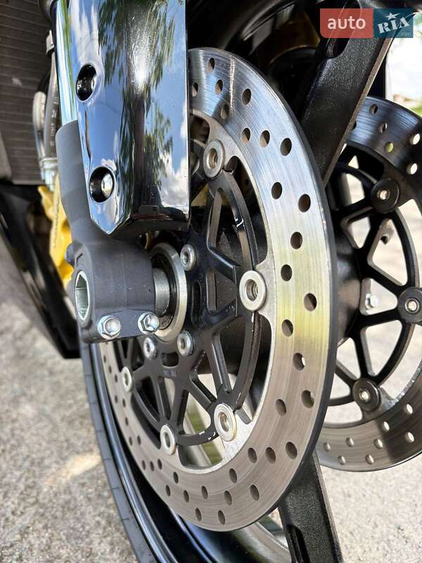 Спортбайк Suzuki GSX-R 750 2005 в Ровно фото 12 Спортбайк Suzuki GSX-R 750 2005 в Ровно