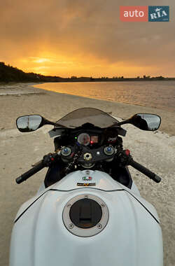 Спортбайк Suzuki GSX-R 750 2008 в 