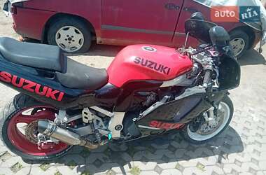 Спортбайк Suzuki GSX-R 750 1999 в 