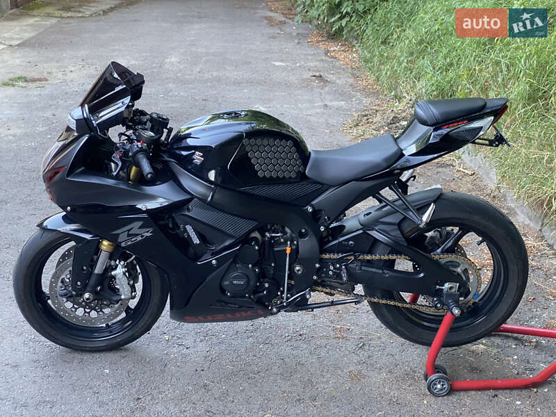 Спортбайк Suzuki GSX-R 750 2016 в Ровно фото 7 Спортбайк Suzuki GSX-R 750 2016 в Ровно