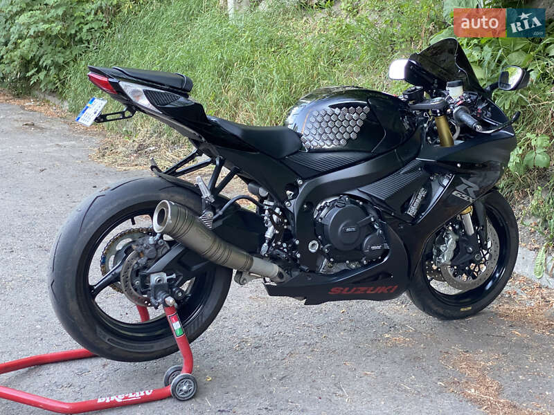 Спортбайк Suzuki GSX-R 750 2016 в Ровно фото 31 Спортбайк Suzuki GSX-R 750 2016 в Ровно