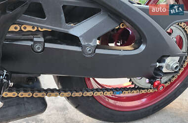 Спортбайк Suzuki GSX-R 750 2023 в 