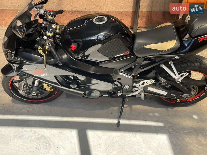 Спортбайк Suzuki GSX-R 750 2004 в Запорожье