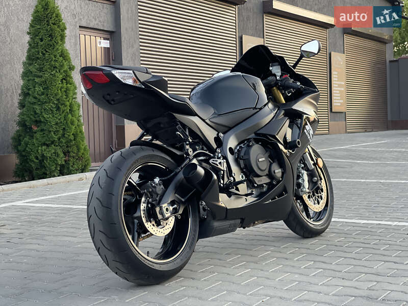 Спортбайк Suzuki GSX-R 750 2024 в Одессе фото 4 Спортбайк Suzuki GSX-R 750 2024 в Одессе